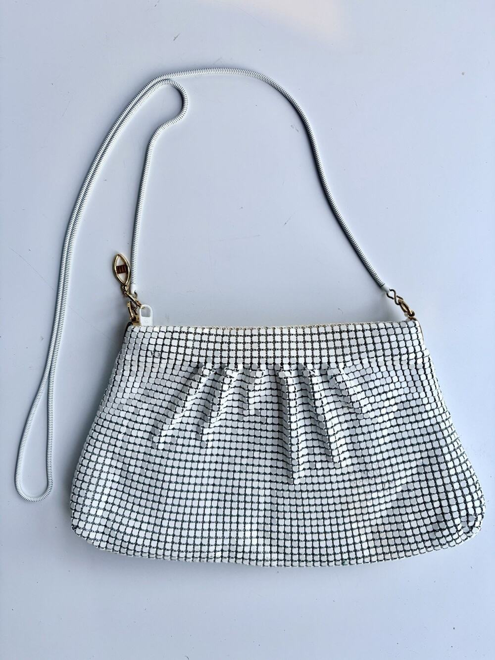 VTG Mesh Purse Clutch White Snake Chain Shoulder 70's Elka Gold Zipper Mob Wife